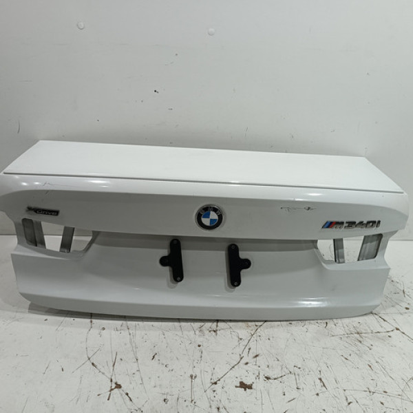 Tampa Traseira Porta Malas Bmw 340 ( Detalhe) M13968