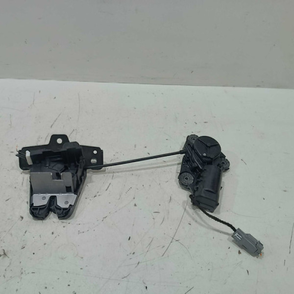 Fechadura Porta Malas Volvo C40 2022 2023 2024 32404487